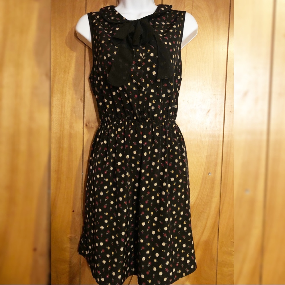 Mini, Black, Floral Print Dress- Forever 21